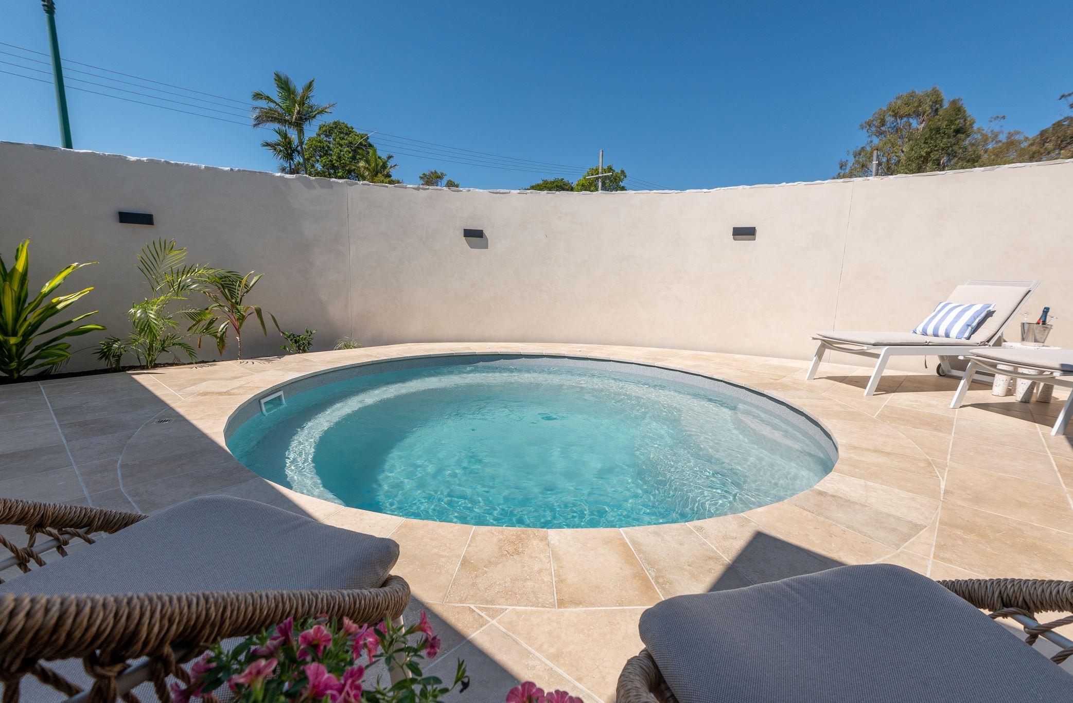 Infinity Round 4m fibreglass pool in Silver Mist, Alexandra Hills — completed MFP Easy installation