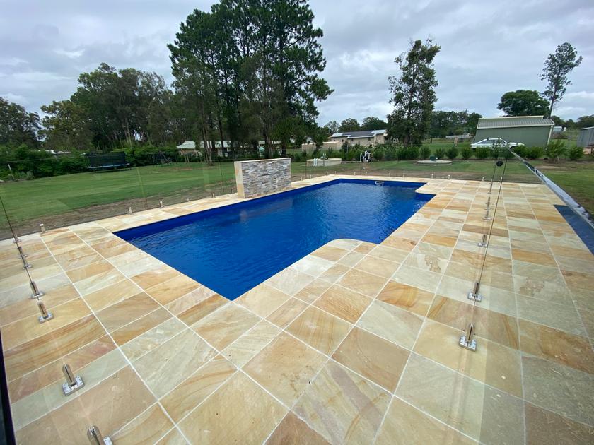 Grandeur fibreglass pool