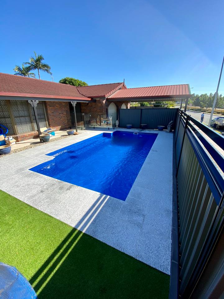 Castello fibreglass pool — 7.50m × 3.60m